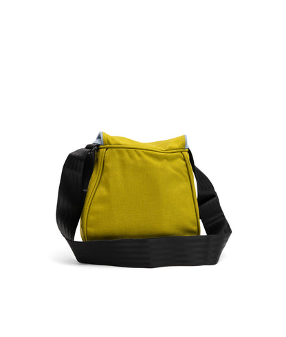| Colour: Green