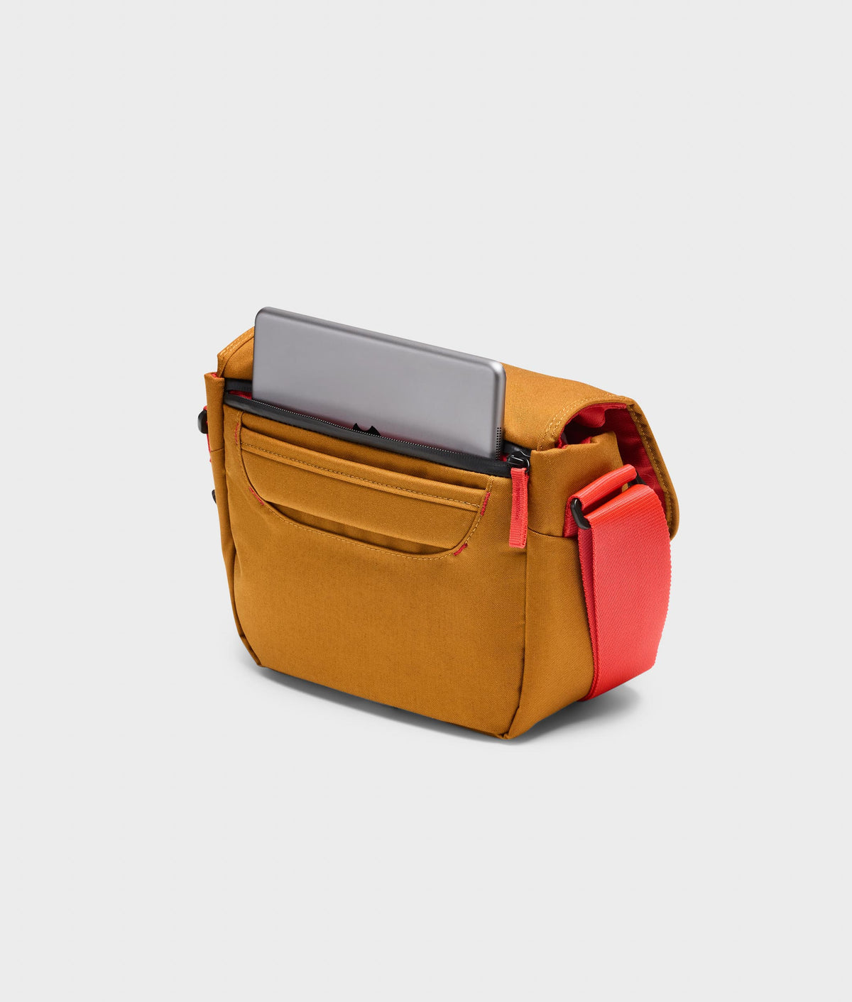 | Colour: Camel