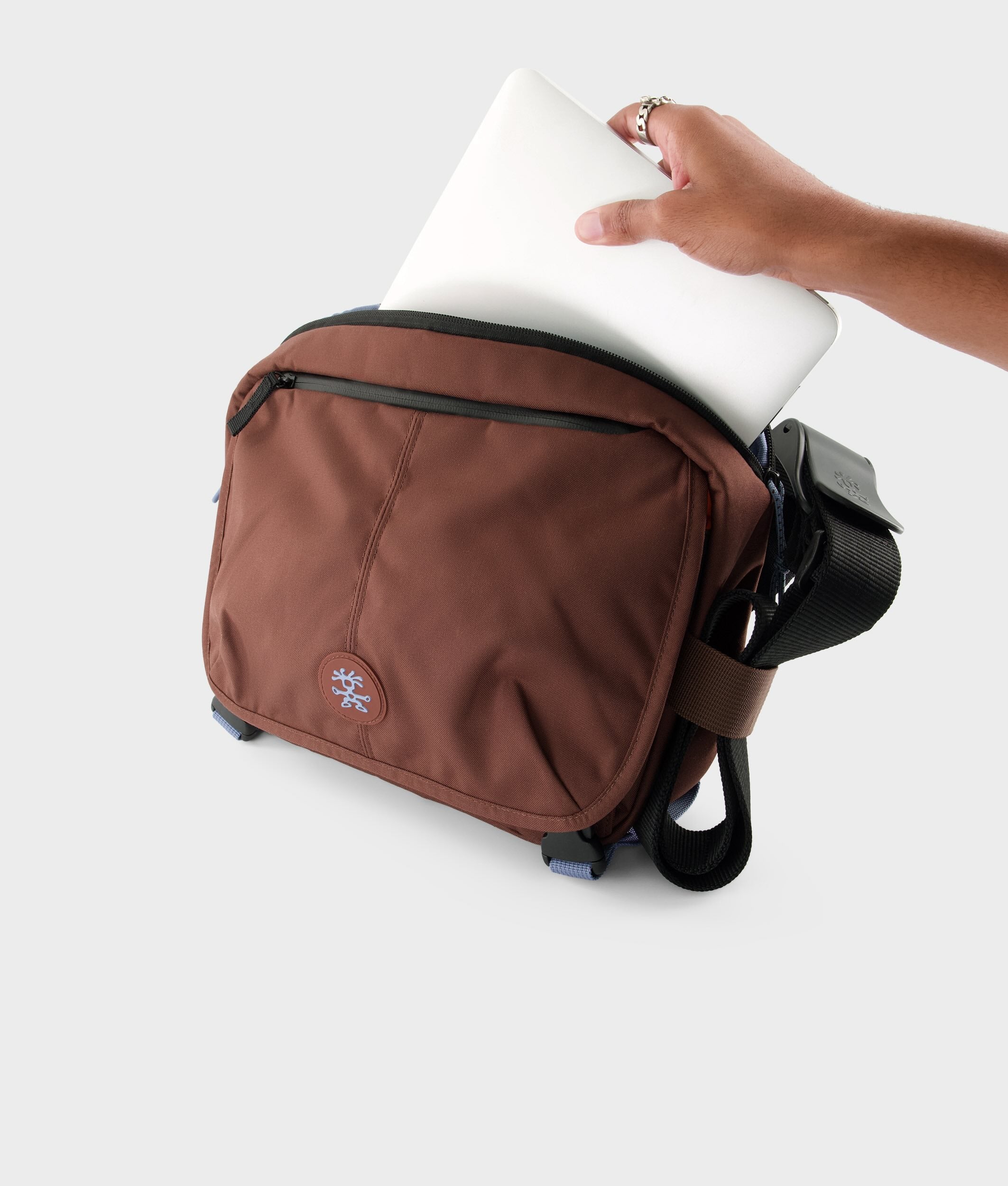 Billy - Crossbody Bag - Crumpler Australia