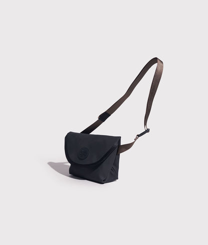 | Colour: Black