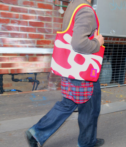 | Colour: Riot Red/Reflective