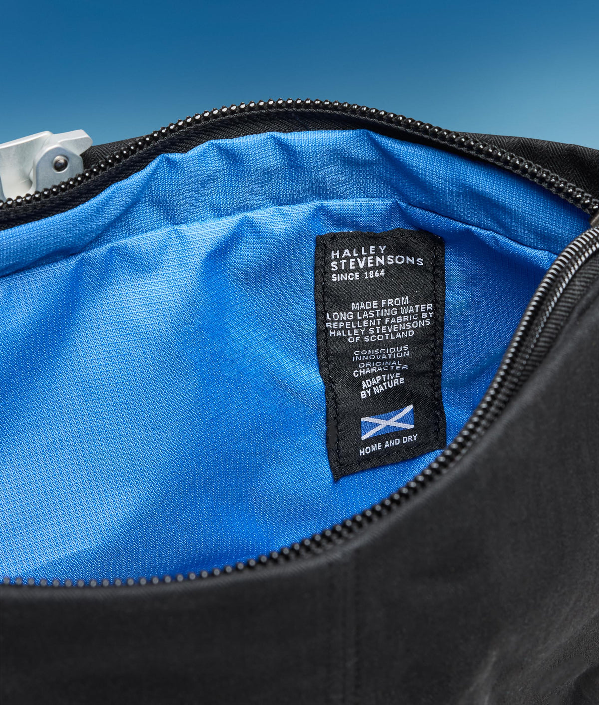 | Colour: Black Waxed Canvas