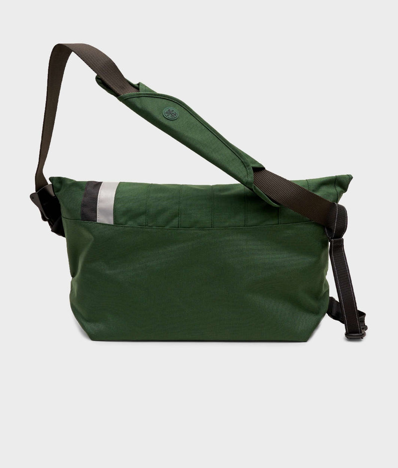 | Colour: Deep Green