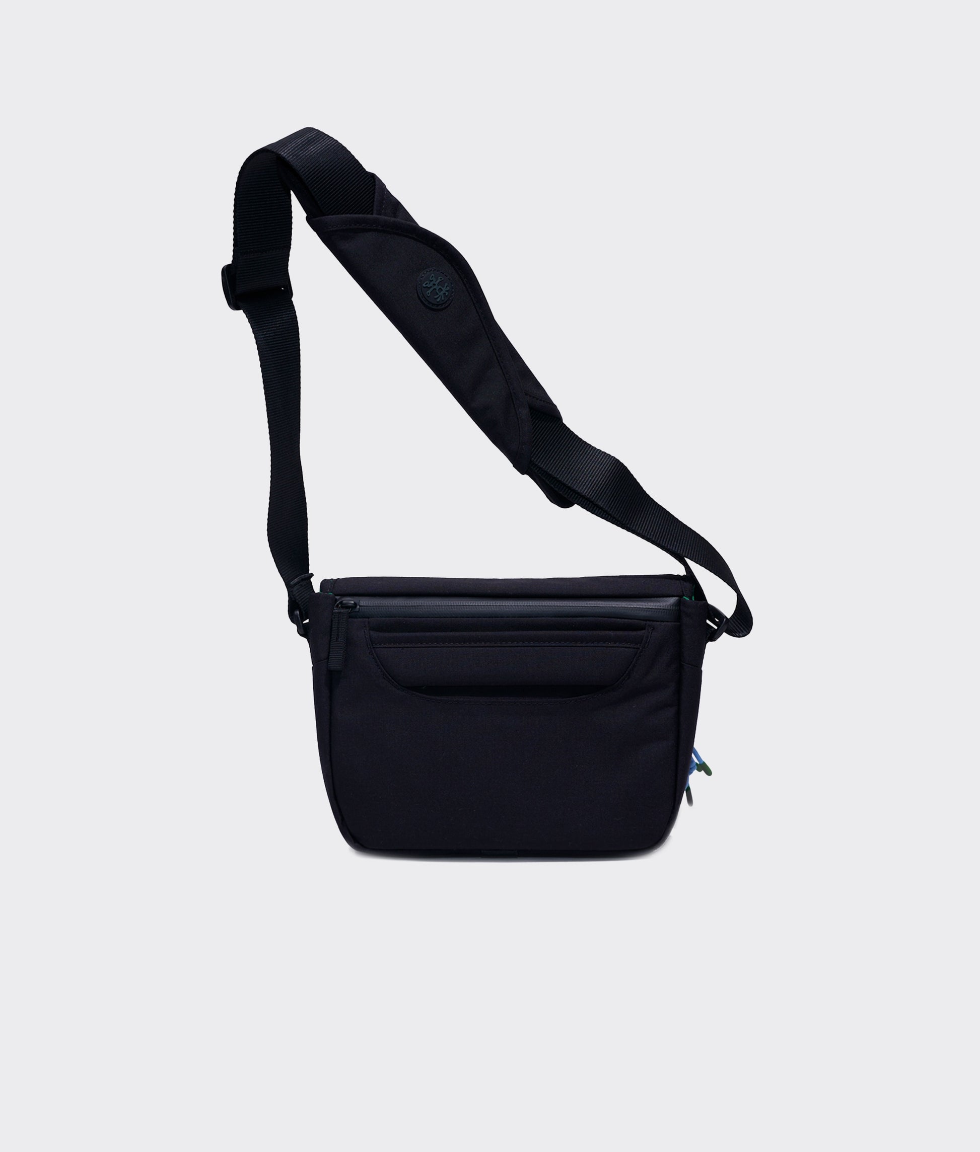 | Colour: Black