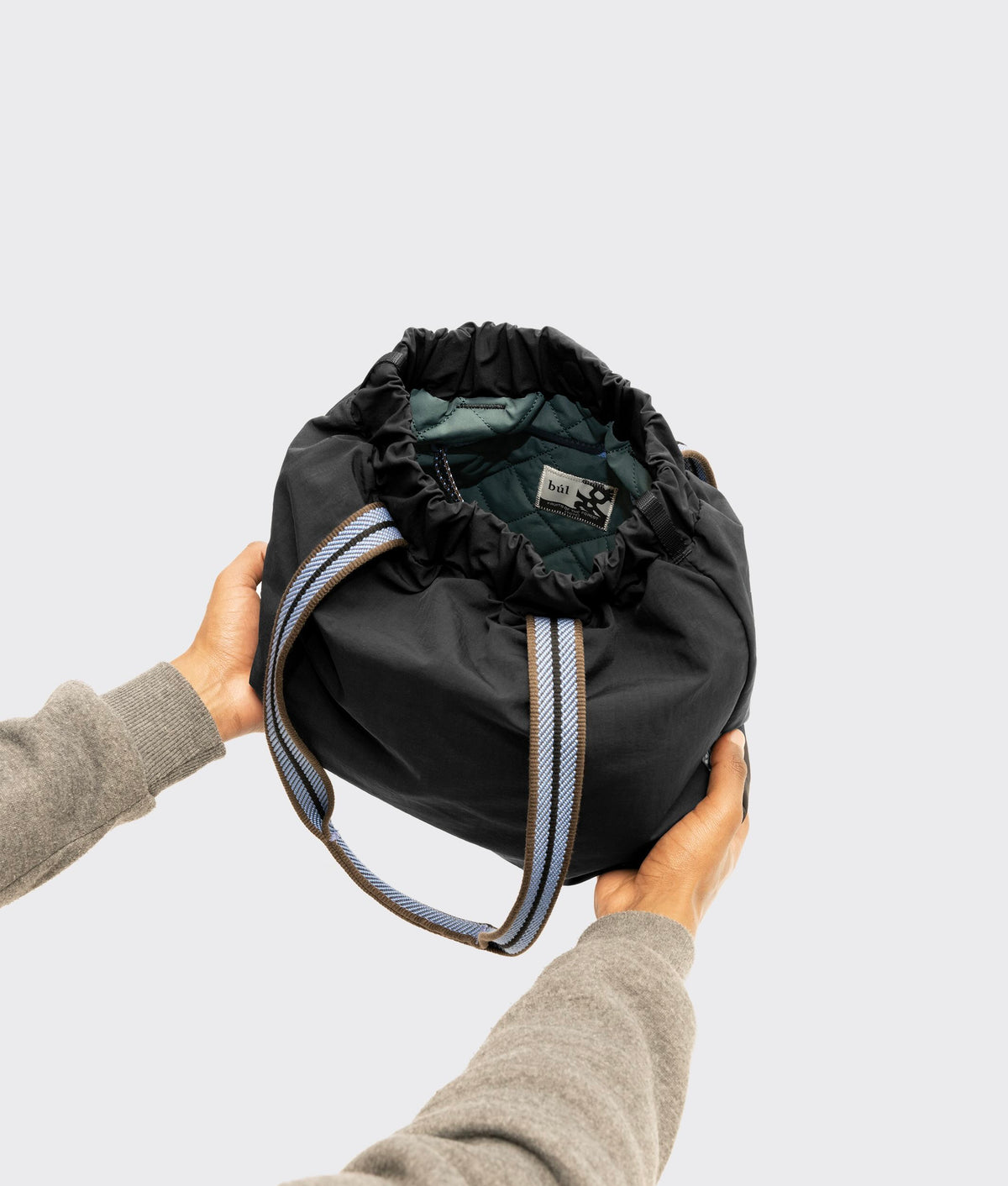 | Colour: Black