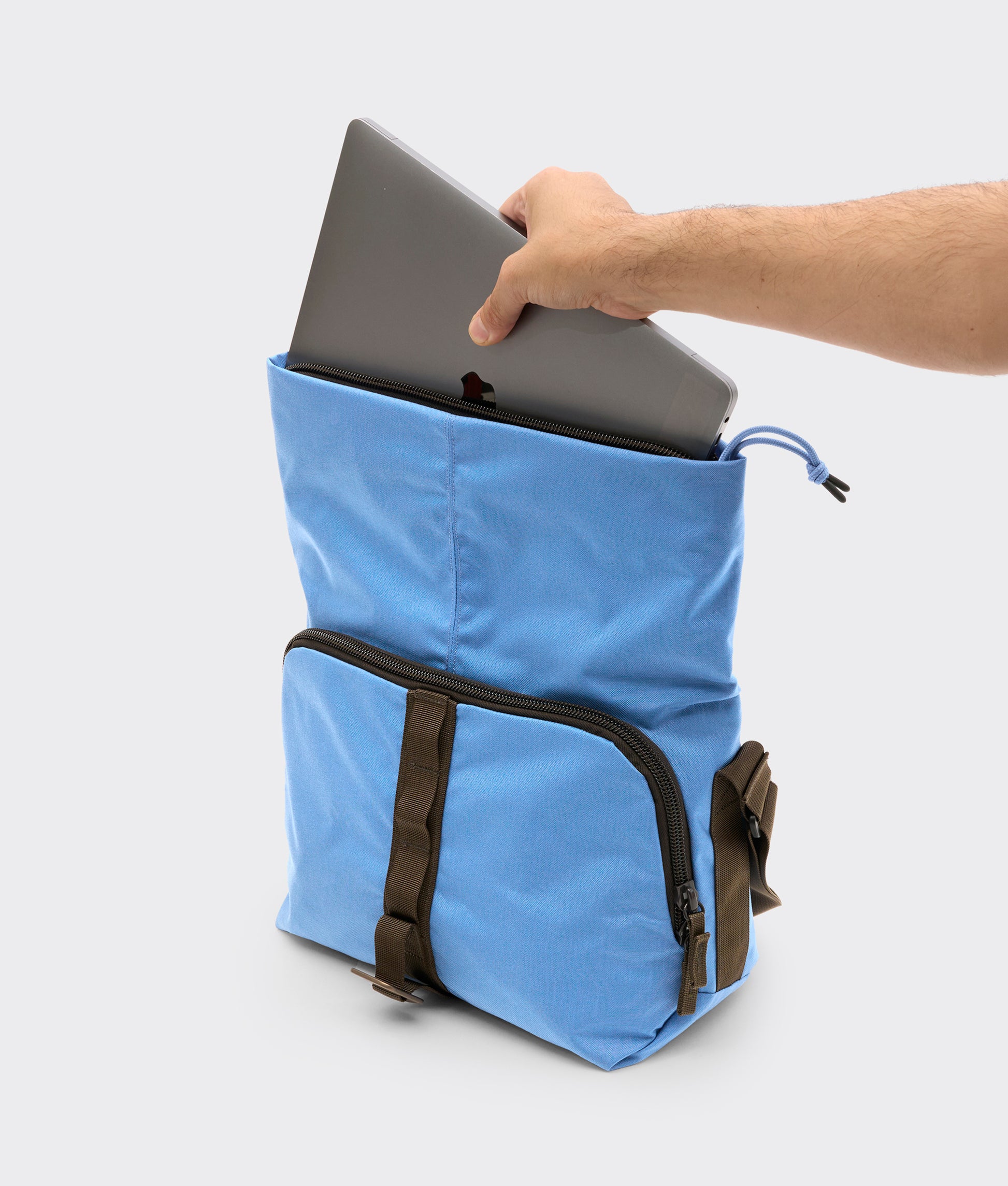 Colourful Character Crumpler Daypack Day By Day Messenger Laptop