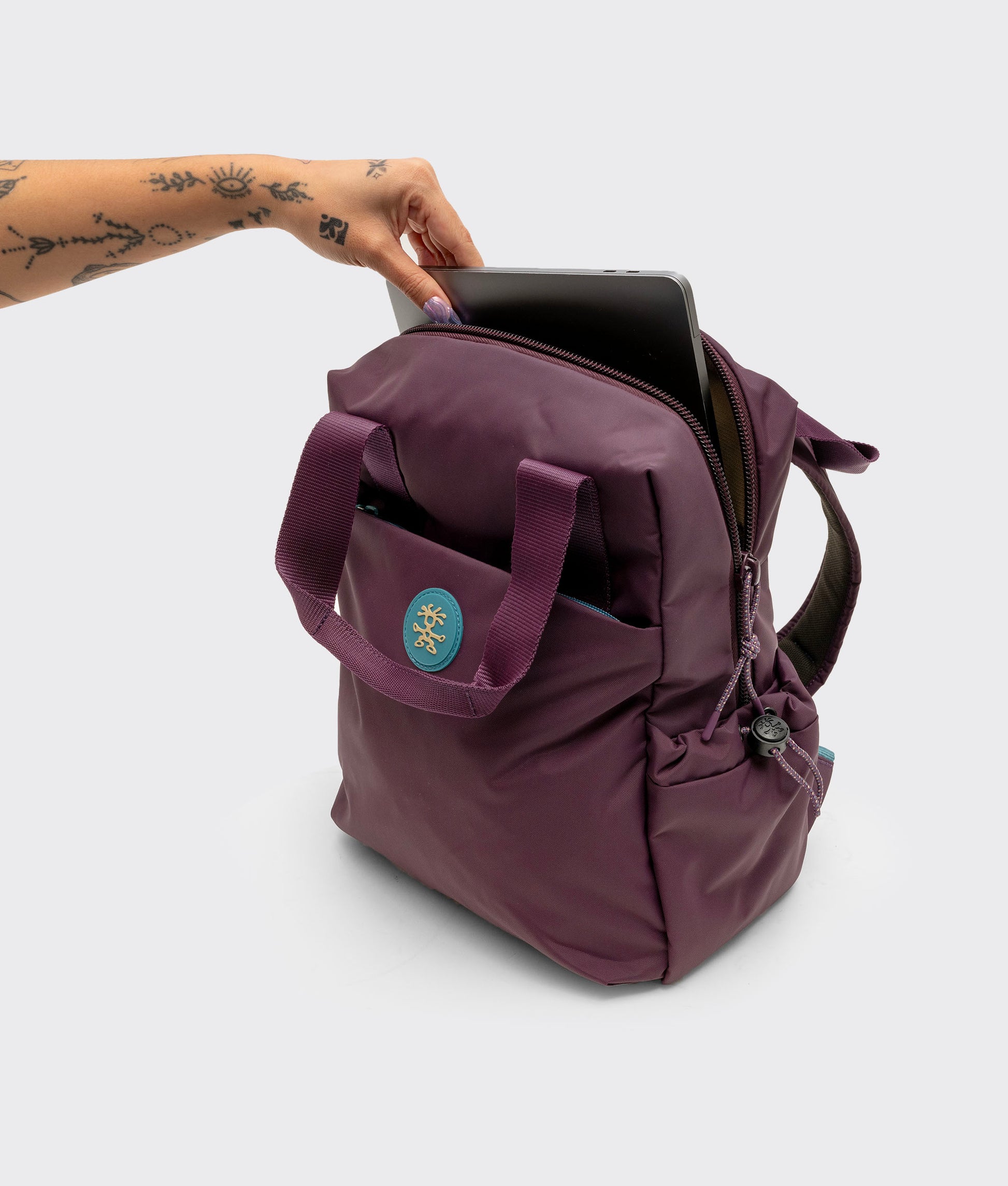 | Colour: Acai