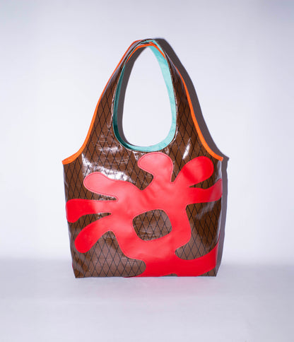 | Colour: Brown/Red