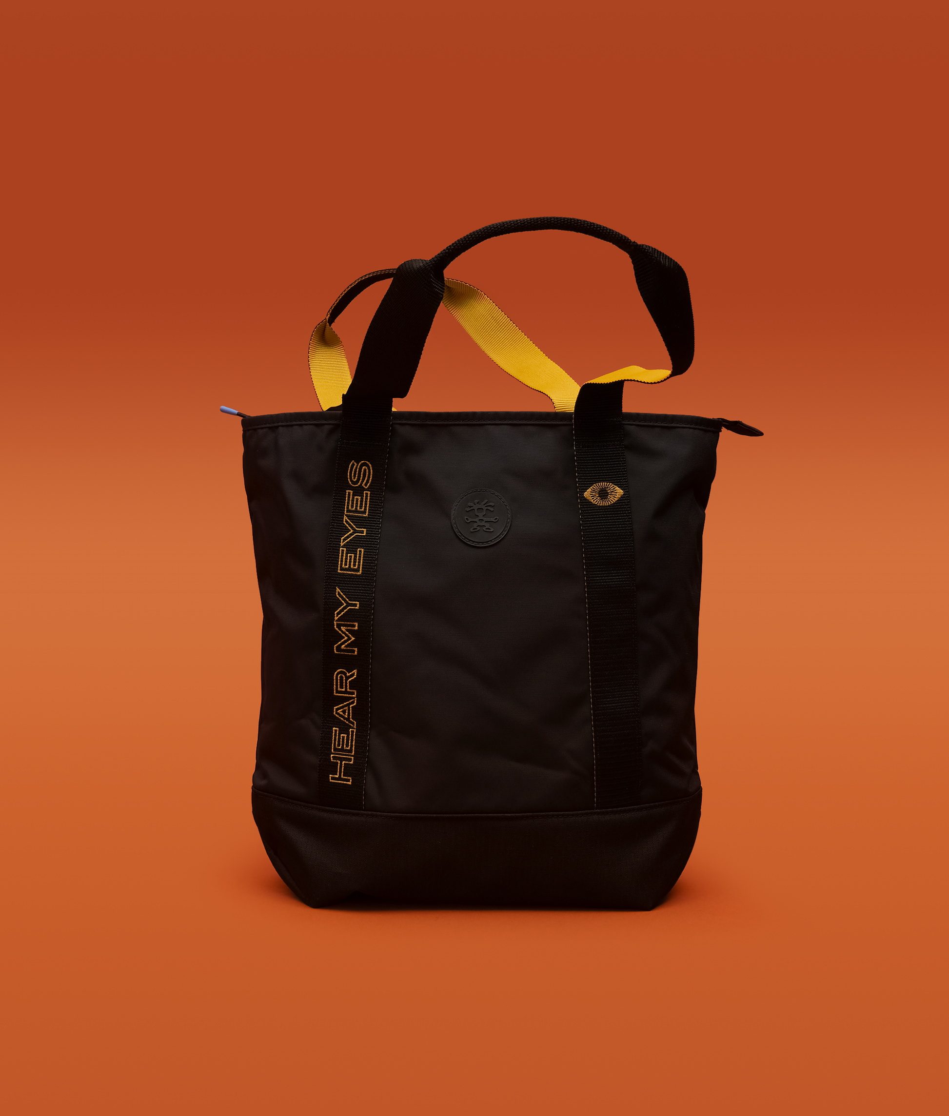 Crumpler tote bag deals