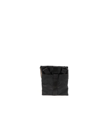 | Colour: Black