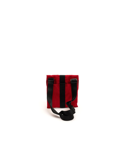| Colour: Red