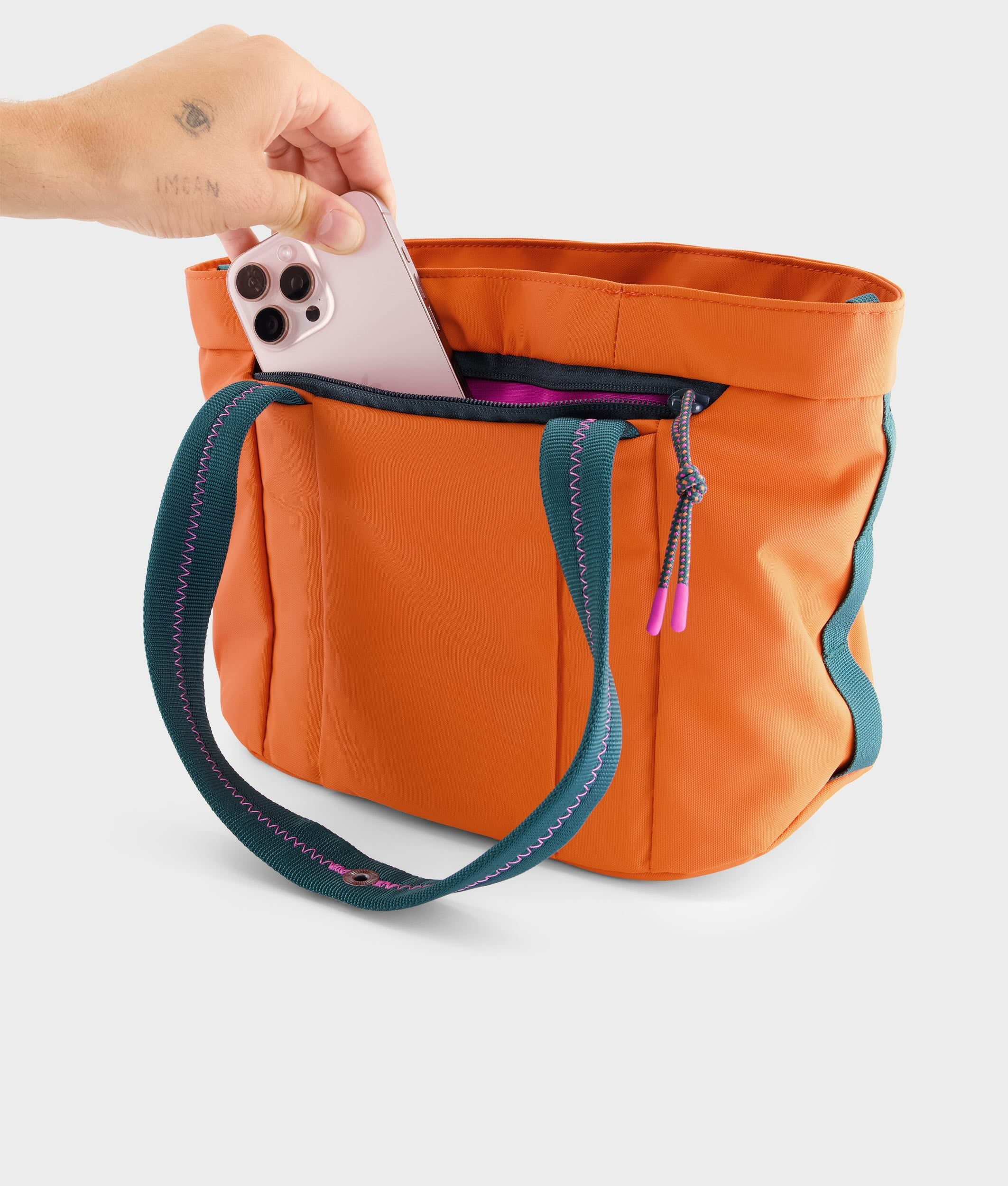 Lobby – Crumpler Australia