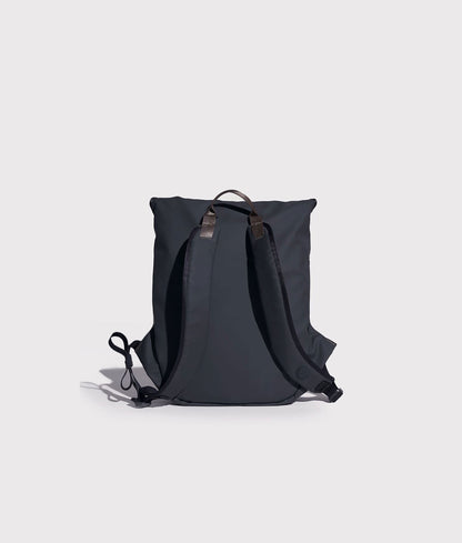 | Colour: Black