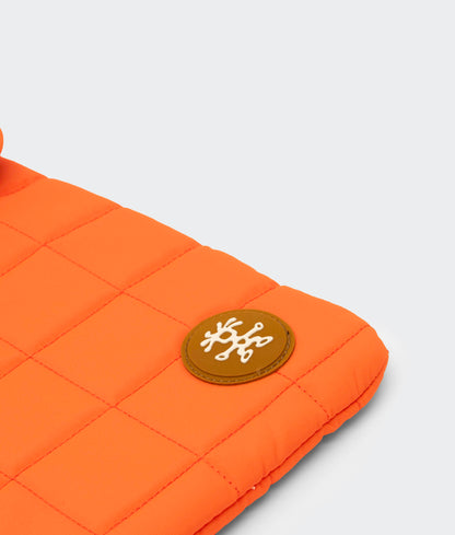 | Colour: Orange