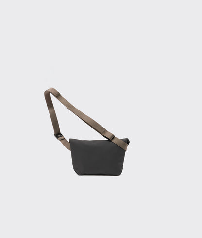 | Colour: Black