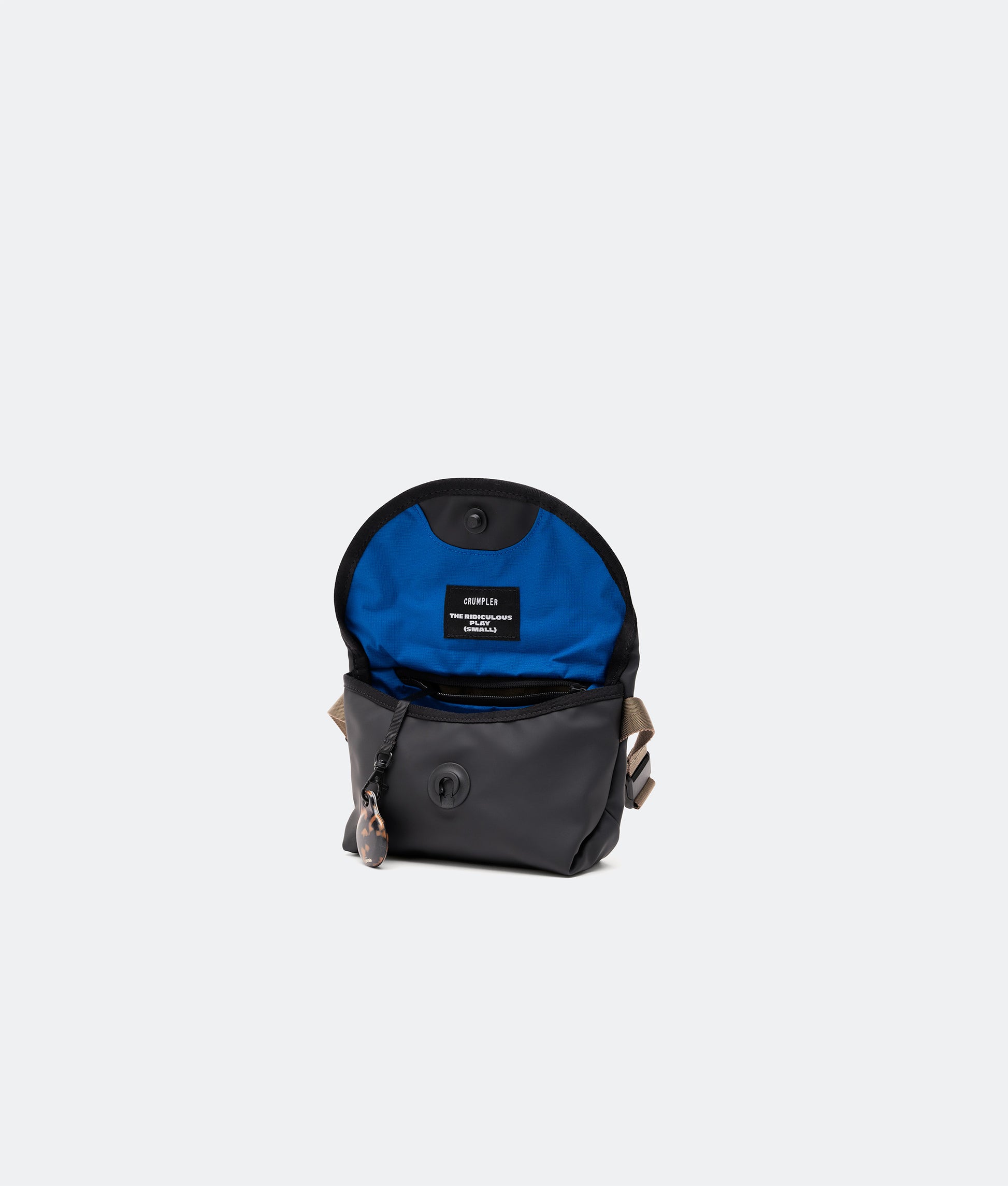 | Colour: Black