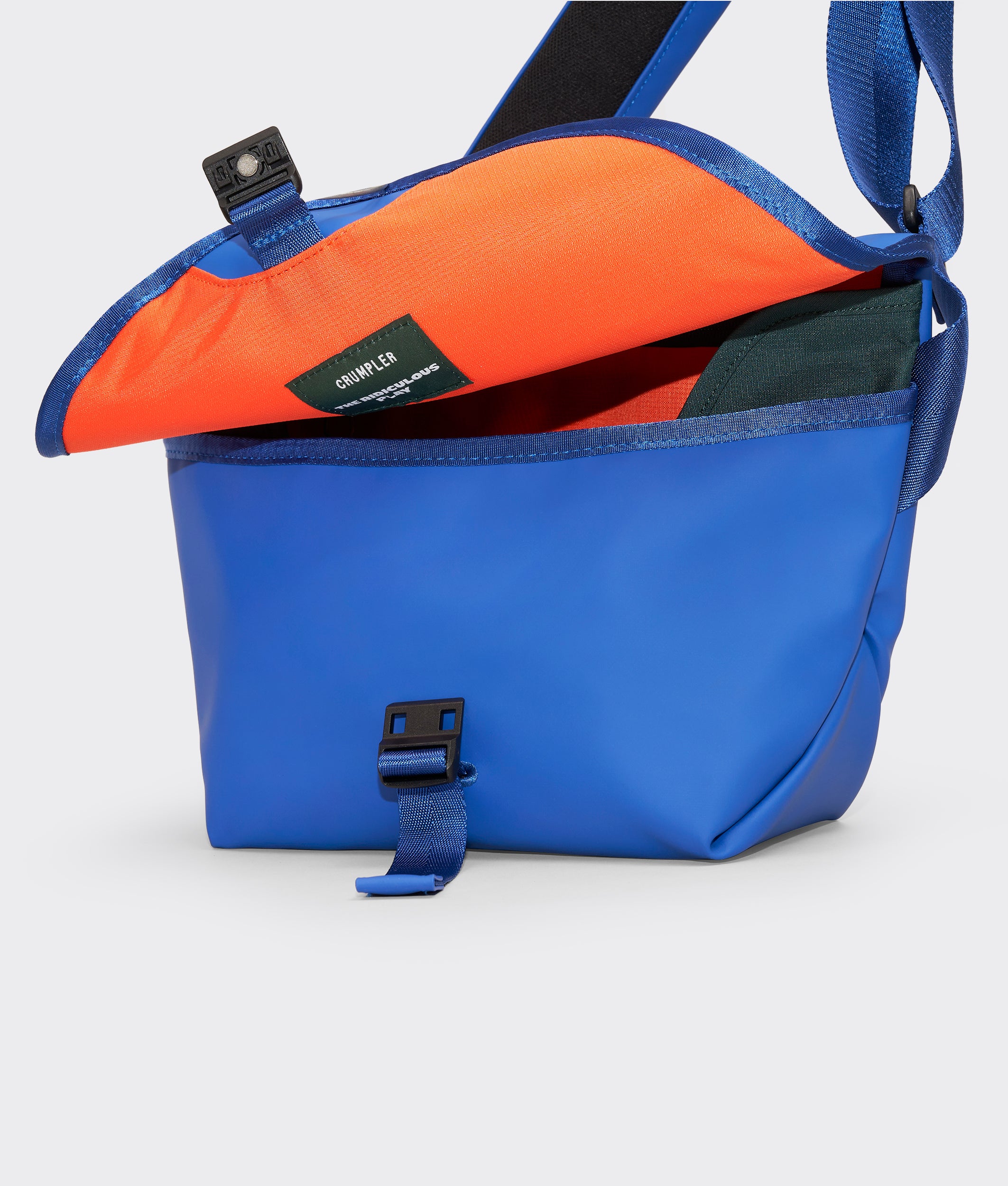 Ridiculous Play (Medium) – Crumpler Australia