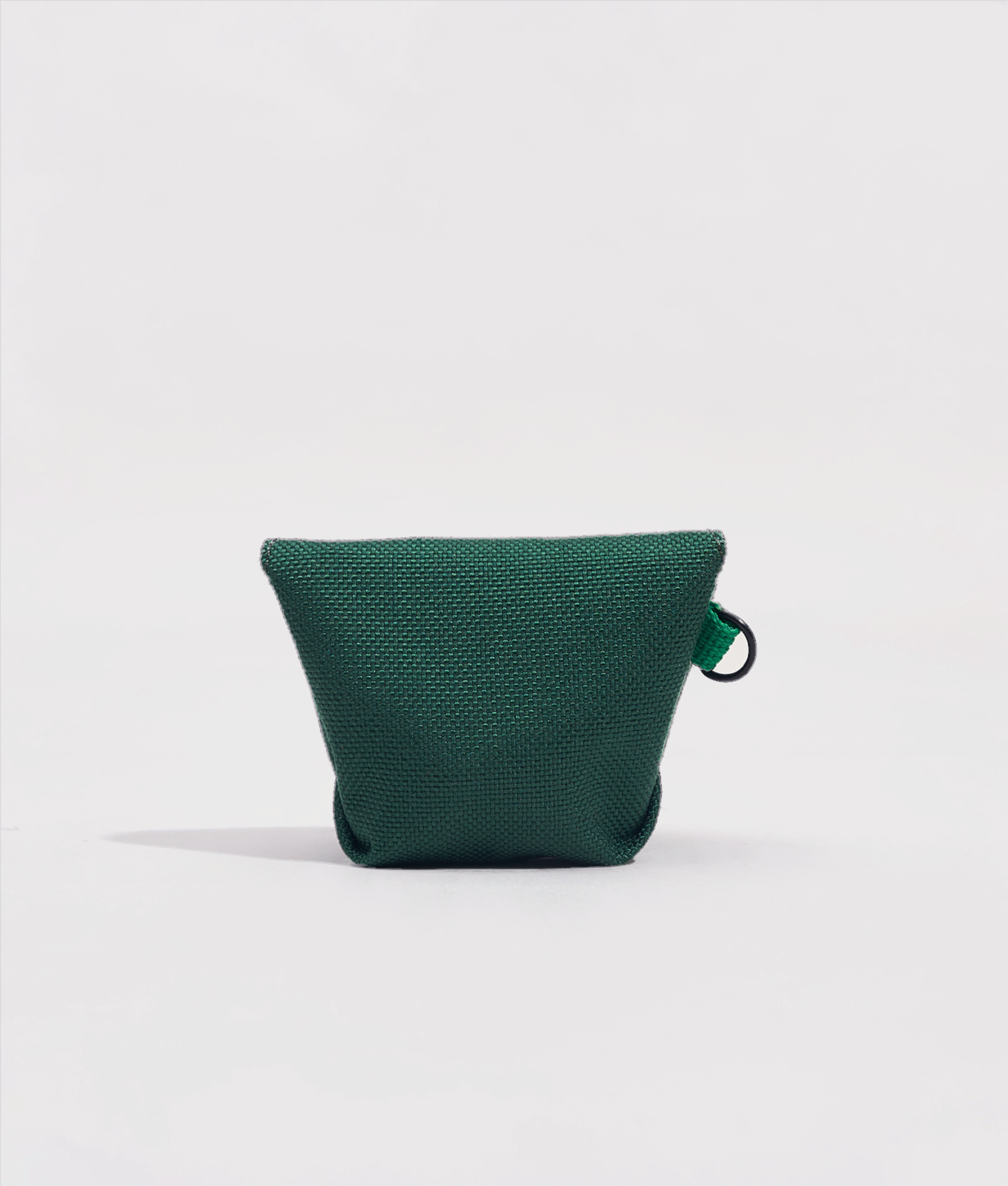 | Colour: Green