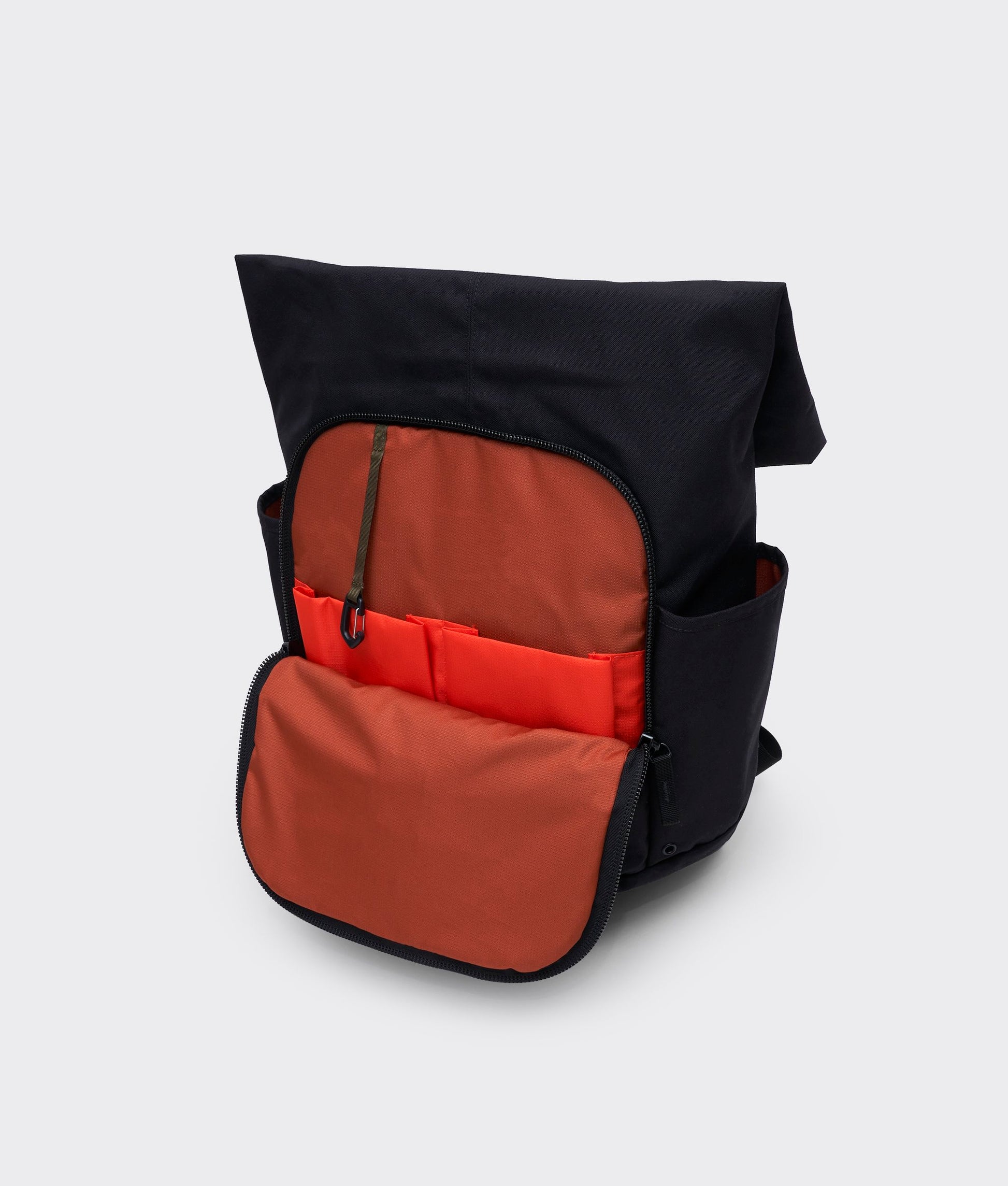 | Colour: Black/Olive