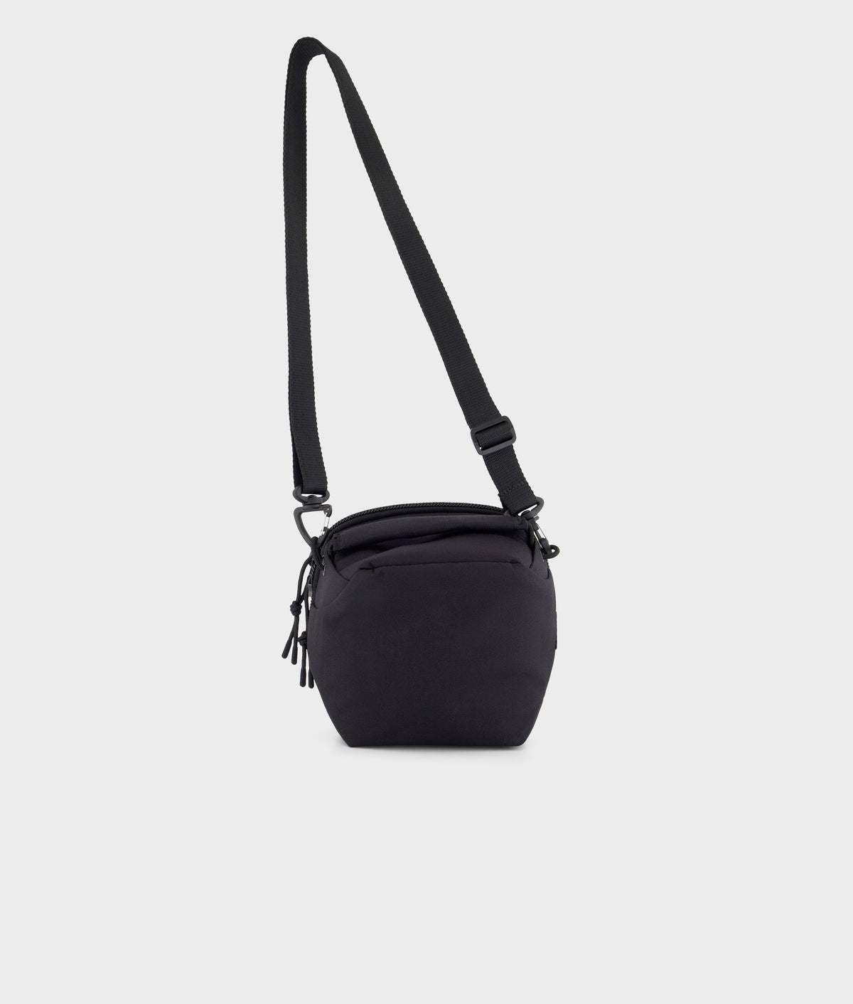 | Colour: Black
